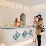 Hotel Santa Chiara 4*