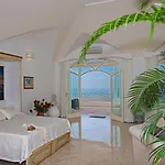 Santa Chiara 4* 포지타노