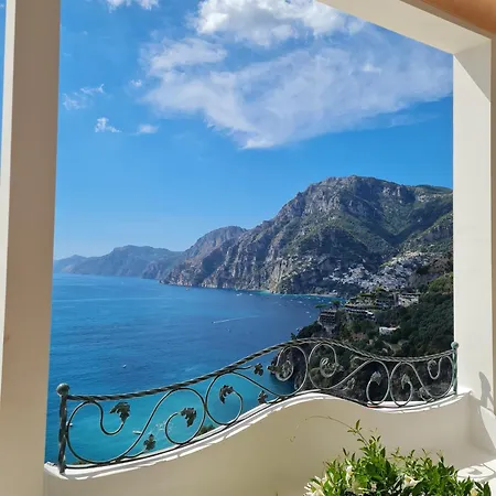 Santa Chiara 4*
