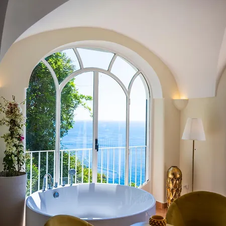Santa Chiara 4* Позитано