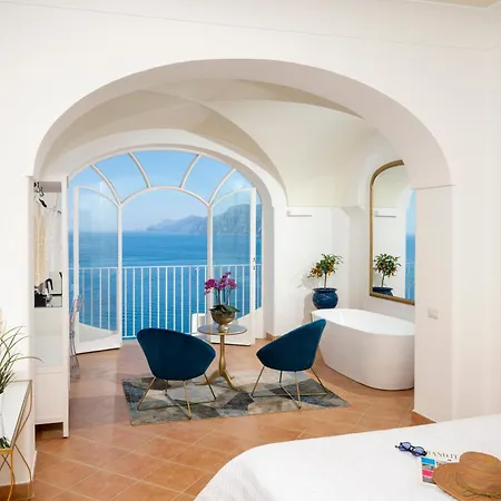 Santa Chiara 4* Позитано