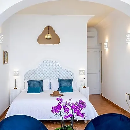 Santa Chiara 4*