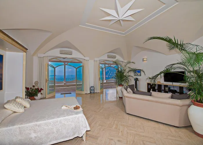 Santa Chiara Szálloda 4*