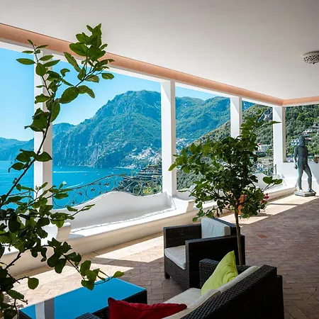 Santa Chiara Otel 4*